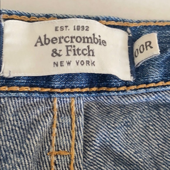 Ripped style jeans Abercrombie & Fitch. - Picture 2 of 2